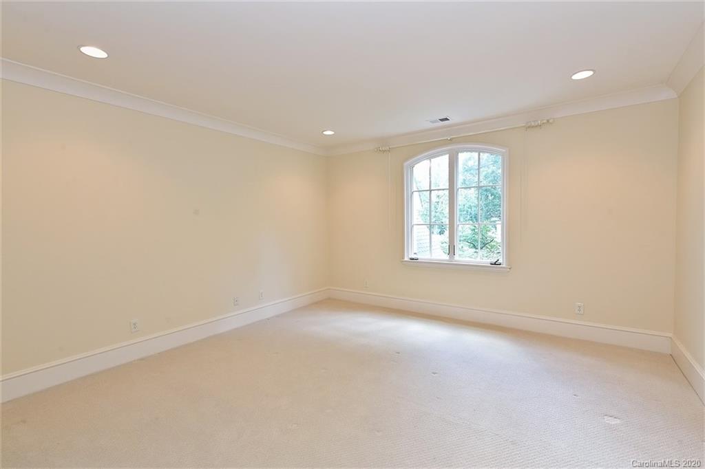 2600 Tanglewood Lane Charlotte, NC 28211 - Photo 37 of 48 Gallery Image 37