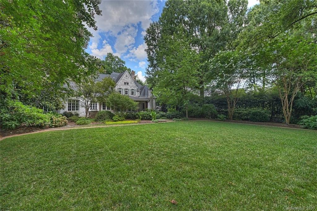 2600 Tanglewood Lane Charlotte, NC 28211 - Photo 47 of 48 Gallery Image 47
