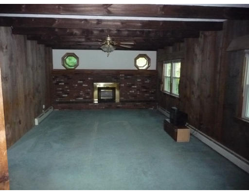 136 Smithville Road Spencer, MA 01562 - Photo 4 of 5 Gallery Image 4
