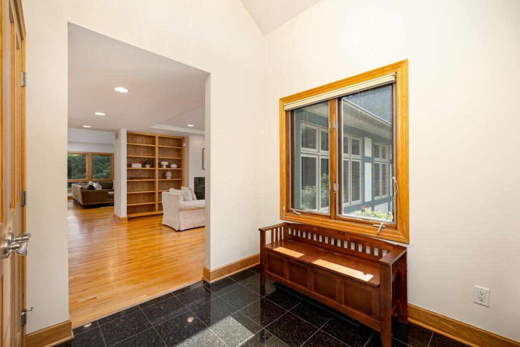 2135 Tuomy Road Ann Arbor, MI 48104 - Photo 9 of 70