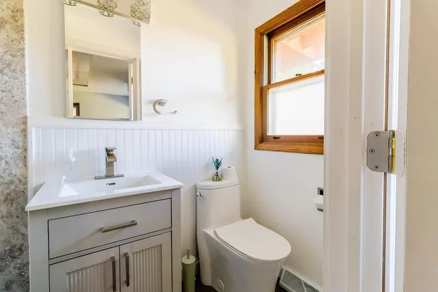 $475,000 | 1913 North Outagamie Street, Appleton, WI 54914