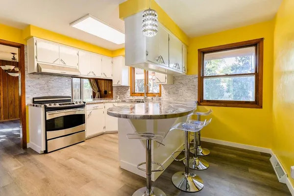 $434,900 | 1913 North Outagamie Street, Appleton, WI 54914