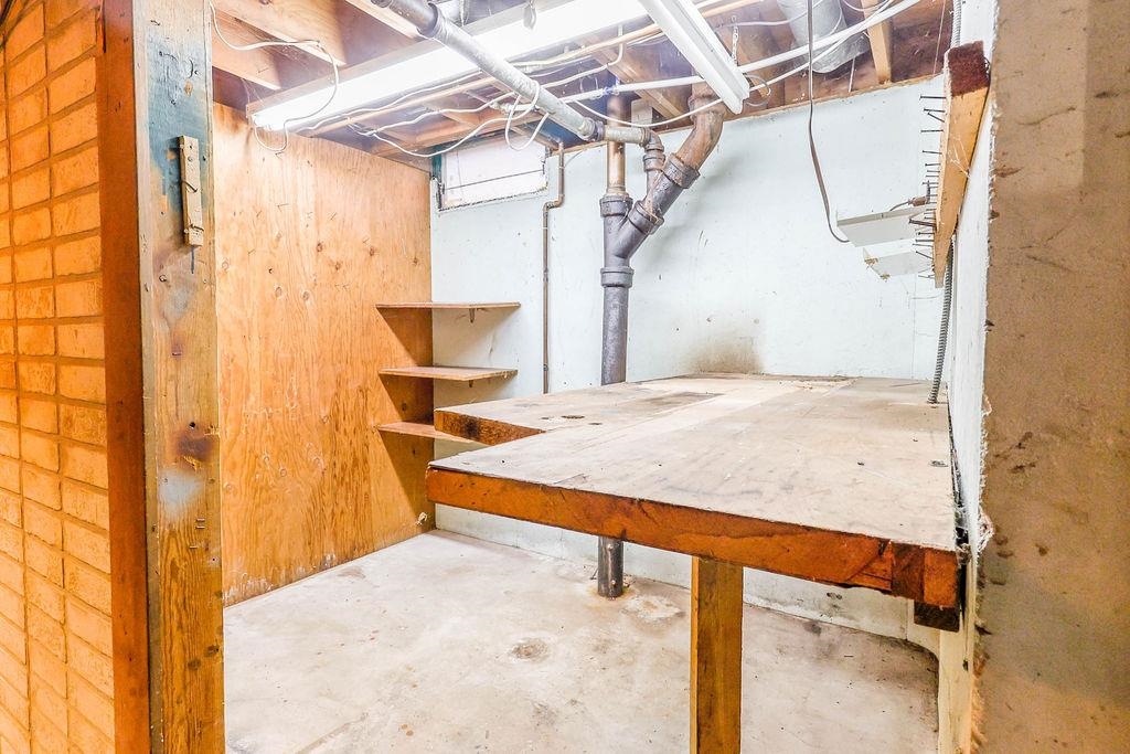 1913 North Outagamie Street Appleton, WI 54914 - Photo 53 of 69