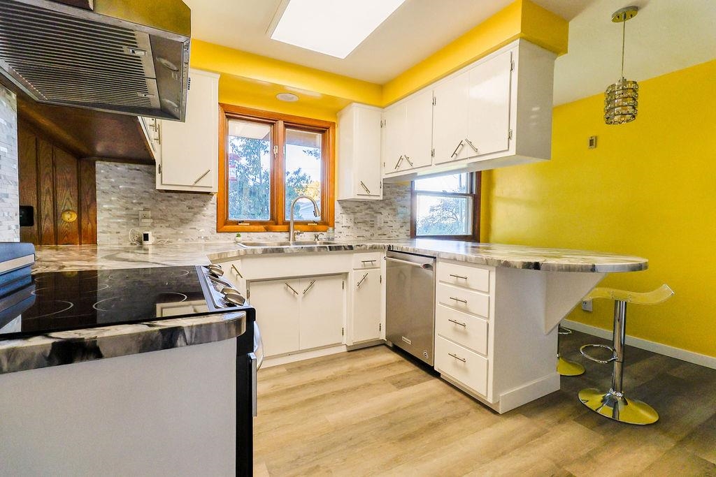 1913 North Outagamie Street Appleton, WI 54914 - Photo 6 of 69