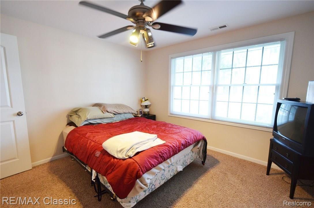 3473 Moberly Road Commerce Township, MI 48382 - Photo 19 of 31 3473 Moberly Road32.JPG