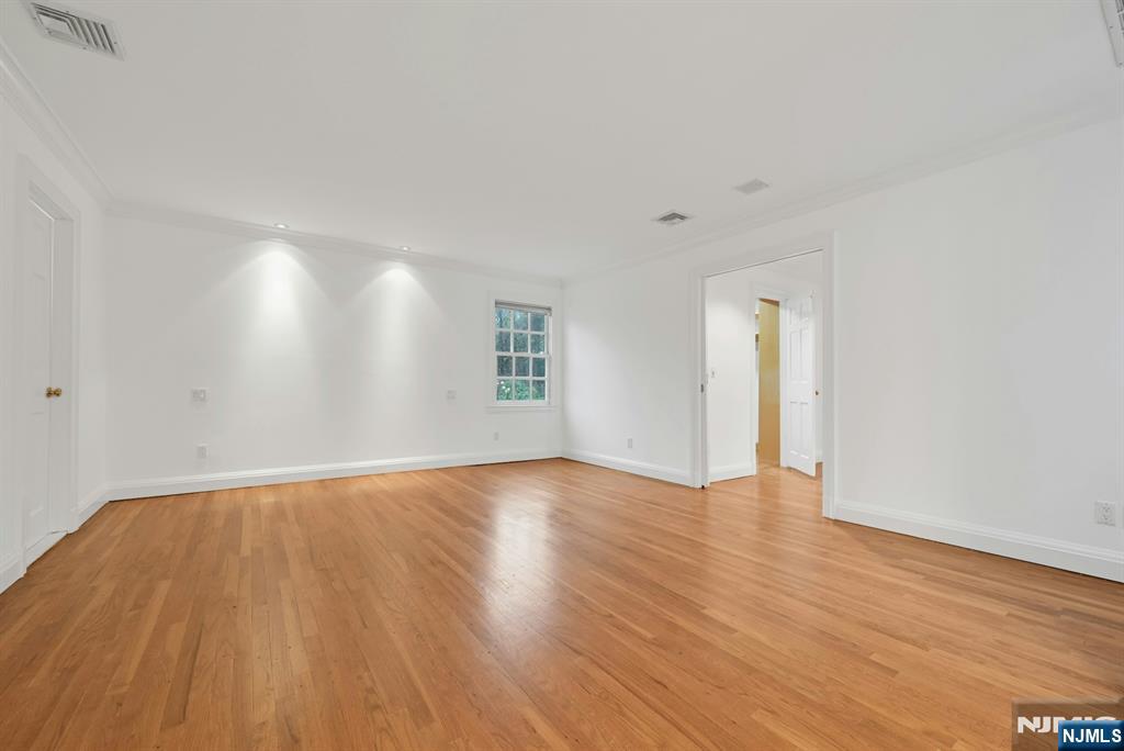 195 Elm Road Englewood, NJ 07631 - Photo 34 of 49
