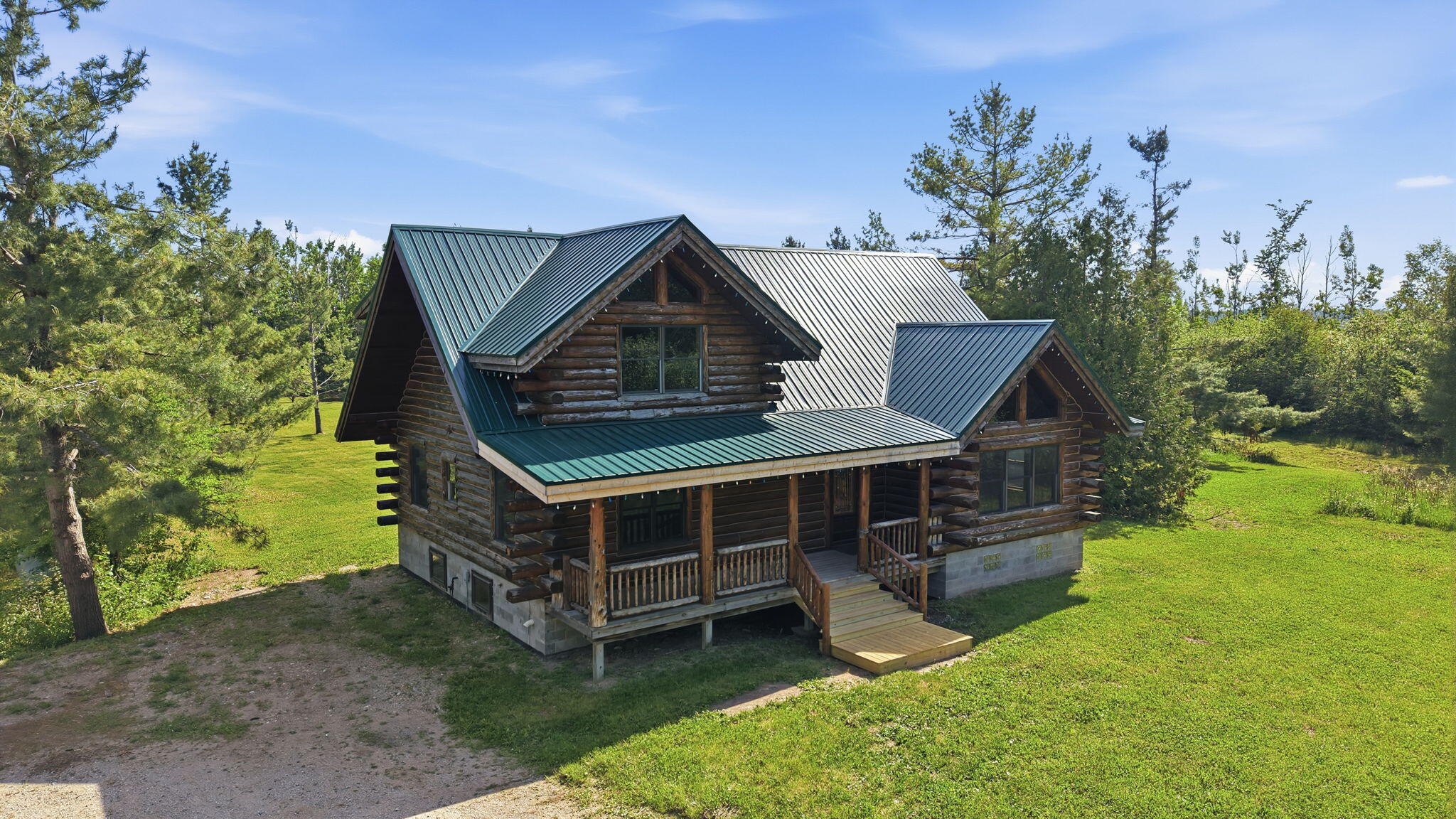 425 Maxwell Road Cheboygan, MI 49721 - Photo 6 of 60 Gallery Image 6