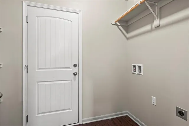 $349,900 | 17187 South Kill Creek Road, Gardner, KS 66030