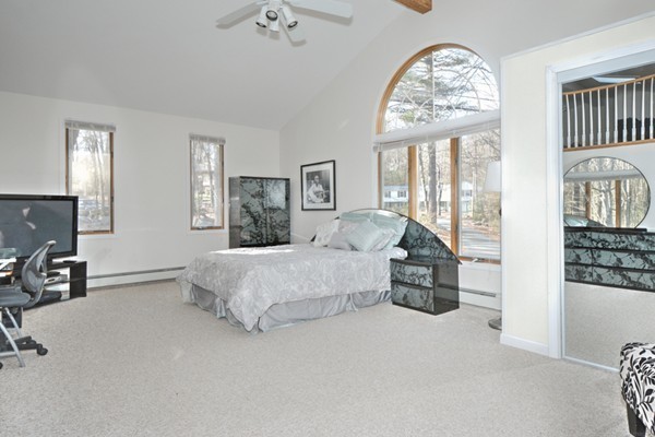 668 Depot Road Boxborough, MA 01719 - Photo 13 of 30