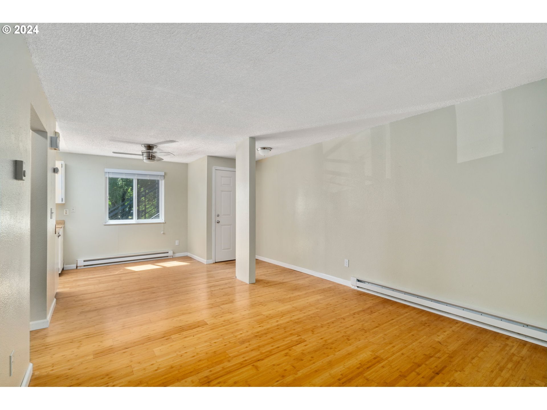 12628 Northwest Barnes Road, Unit 4 Portland, OR 97229 - Photo 3 of 17 Gallery Image 3