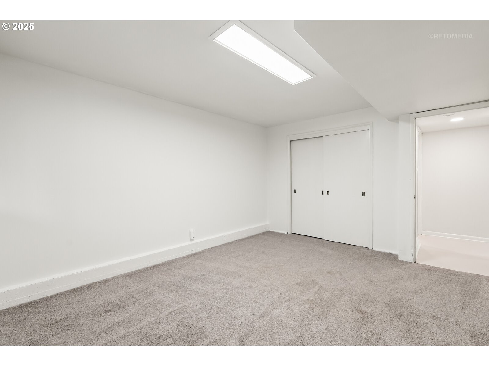 6731 Southwest 11th Drive Portland, OR 97219 - Photo 22 of 38