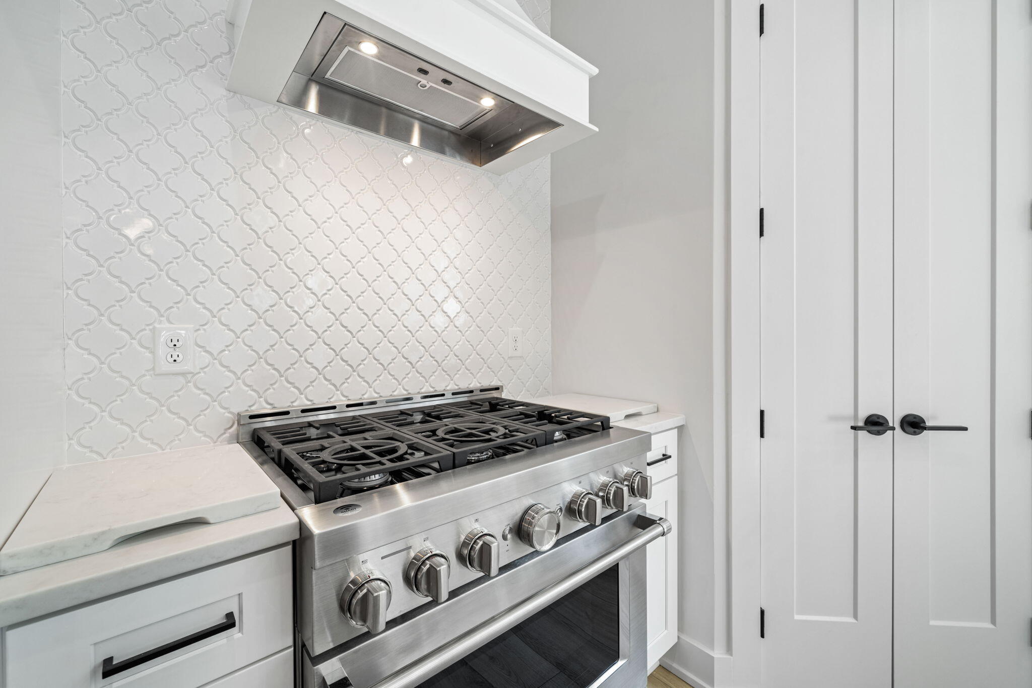 326 East Mitchell Avenue Point Washington, FL 32459 - Photo 15 of 70 18-web-or-mls-DSC05799