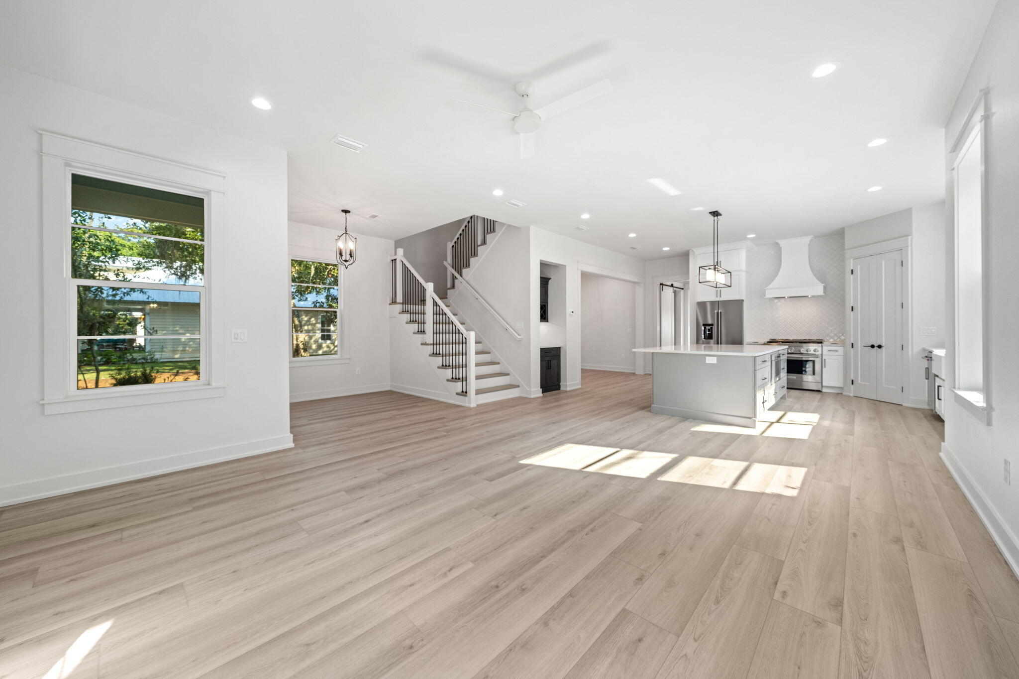 326 East Mitchell Avenue Point Washington, FL 32459 - Photo 5 of 70 10-web-or-mls-DSC05769