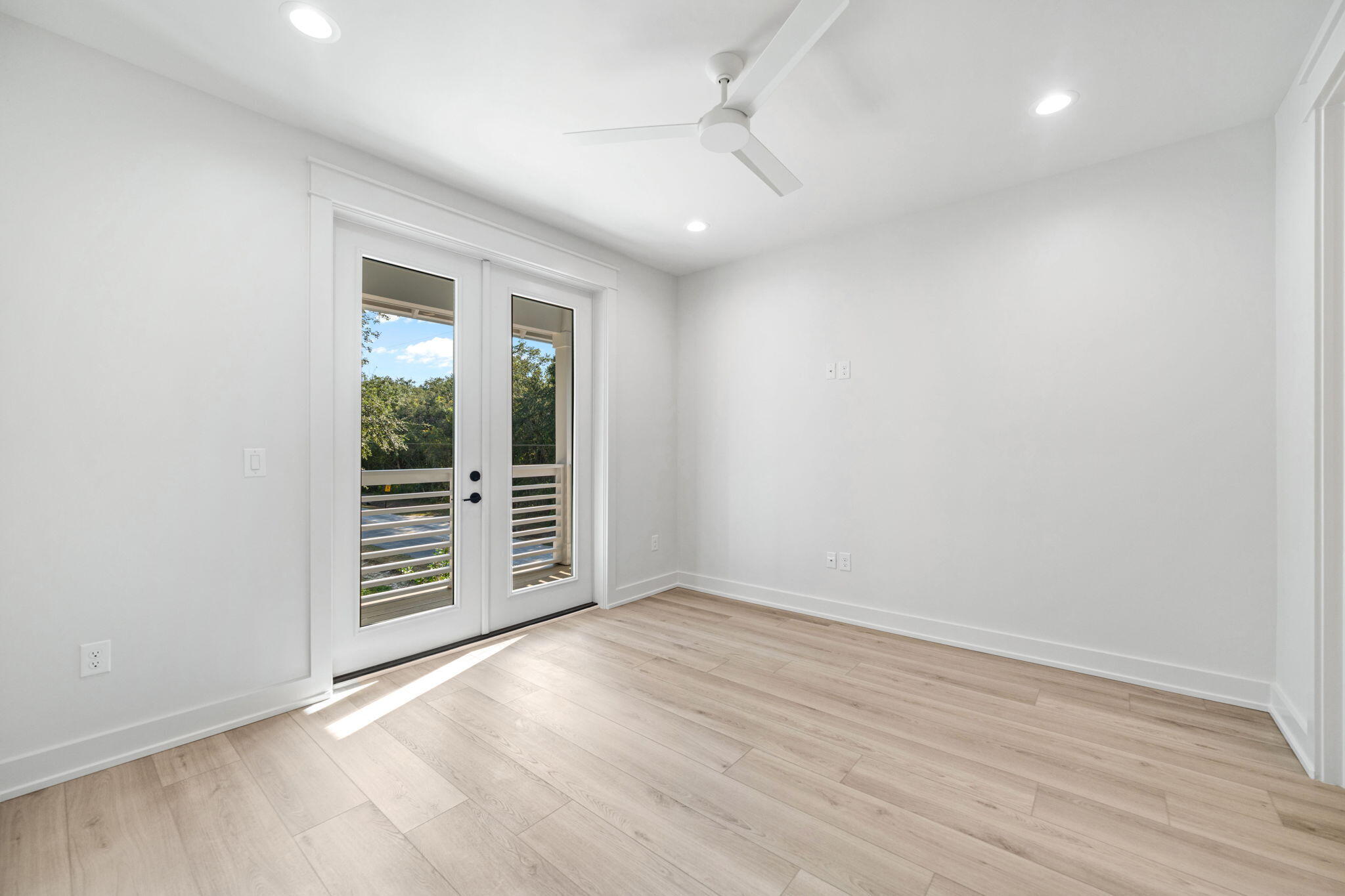 326 East Mitchell Avenue Point Washington, FL 32459 - Photo 62 of 70 70-web-or-mls-DSC06036