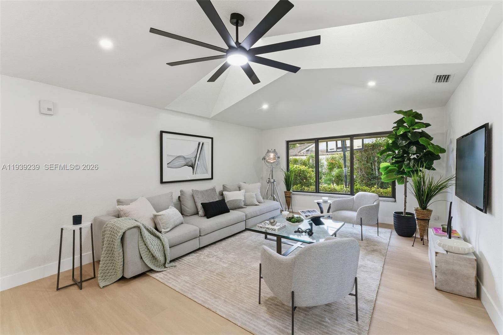 2 Dunbar Road Palm Beach Gardens, FL 33418 - Photo 13 of 45