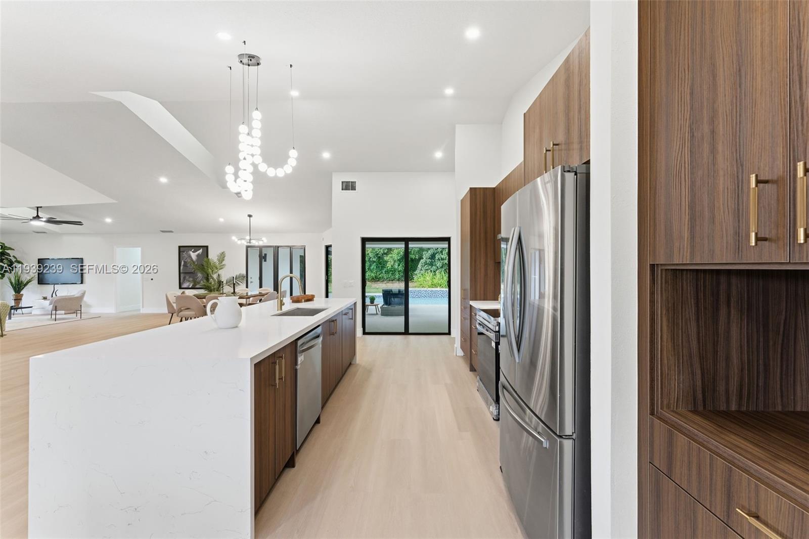 2 Dunbar Road Palm Beach Gardens, FL 33418 - Photo 8 of 45