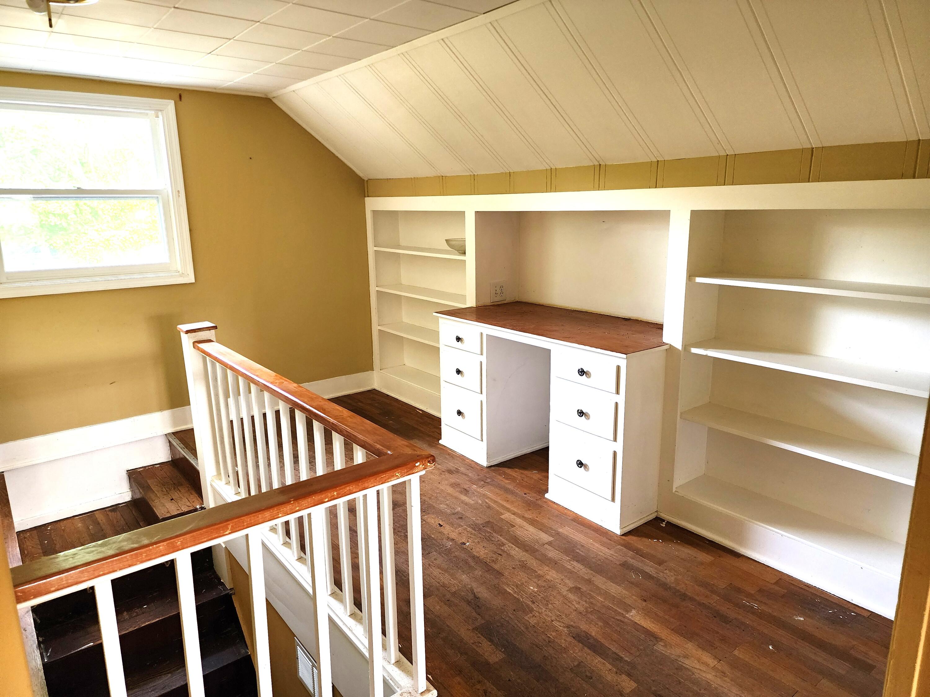 1006 North Main Street Three Rivers, MI 49093 - Photo 13 of 17 main 1006 upper office area built in