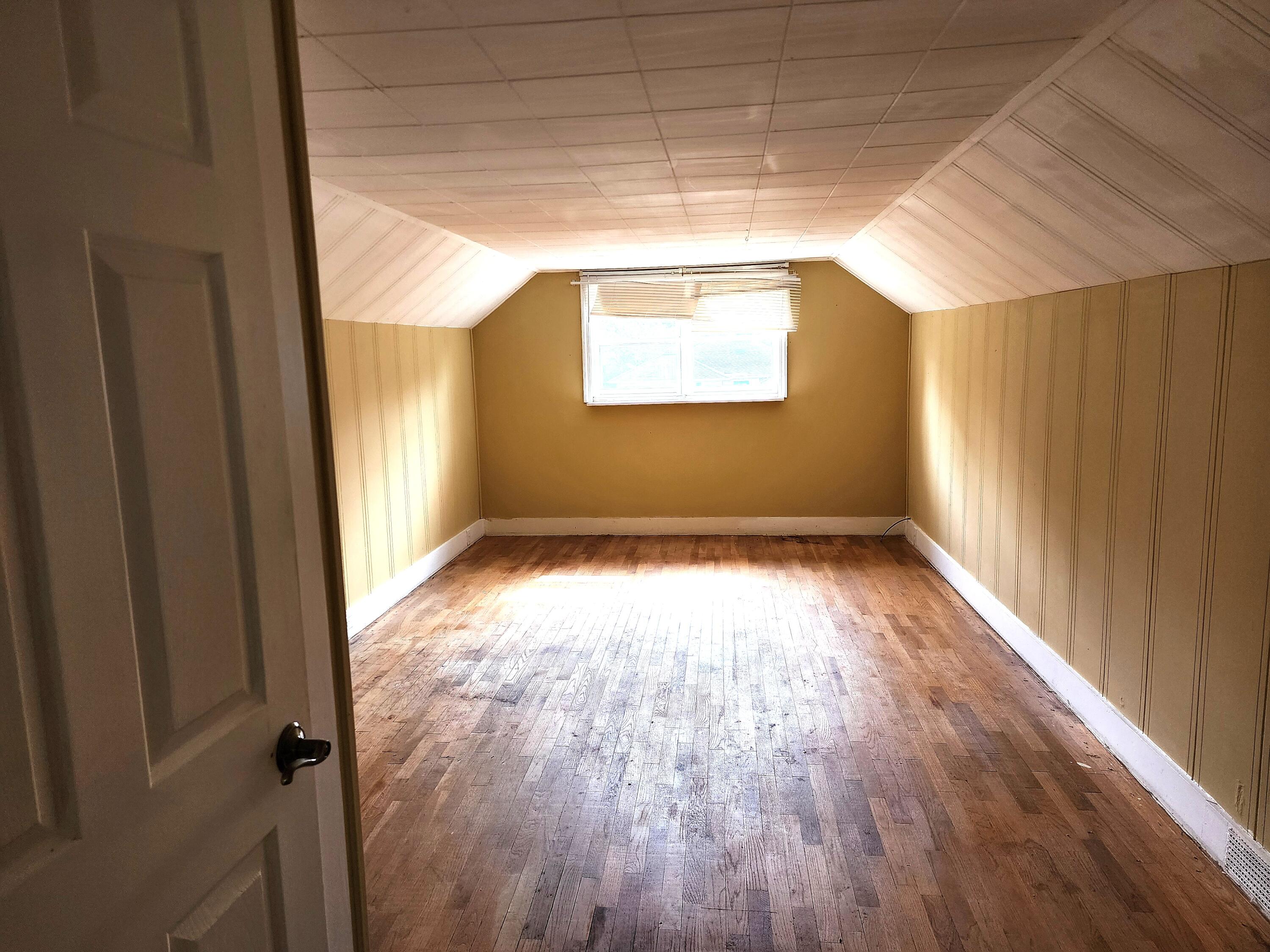 1006 North Main Street Three Rivers, MI 49093 - Photo 14 of 17 main 1006 primary bedroom
