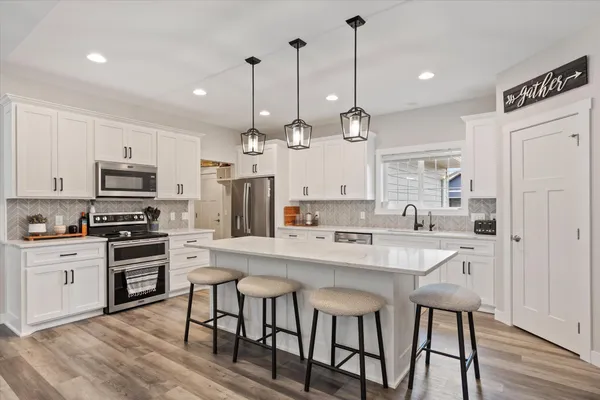 $685,000 | 11340 Legacy Drive, Brainerd, MN 56401