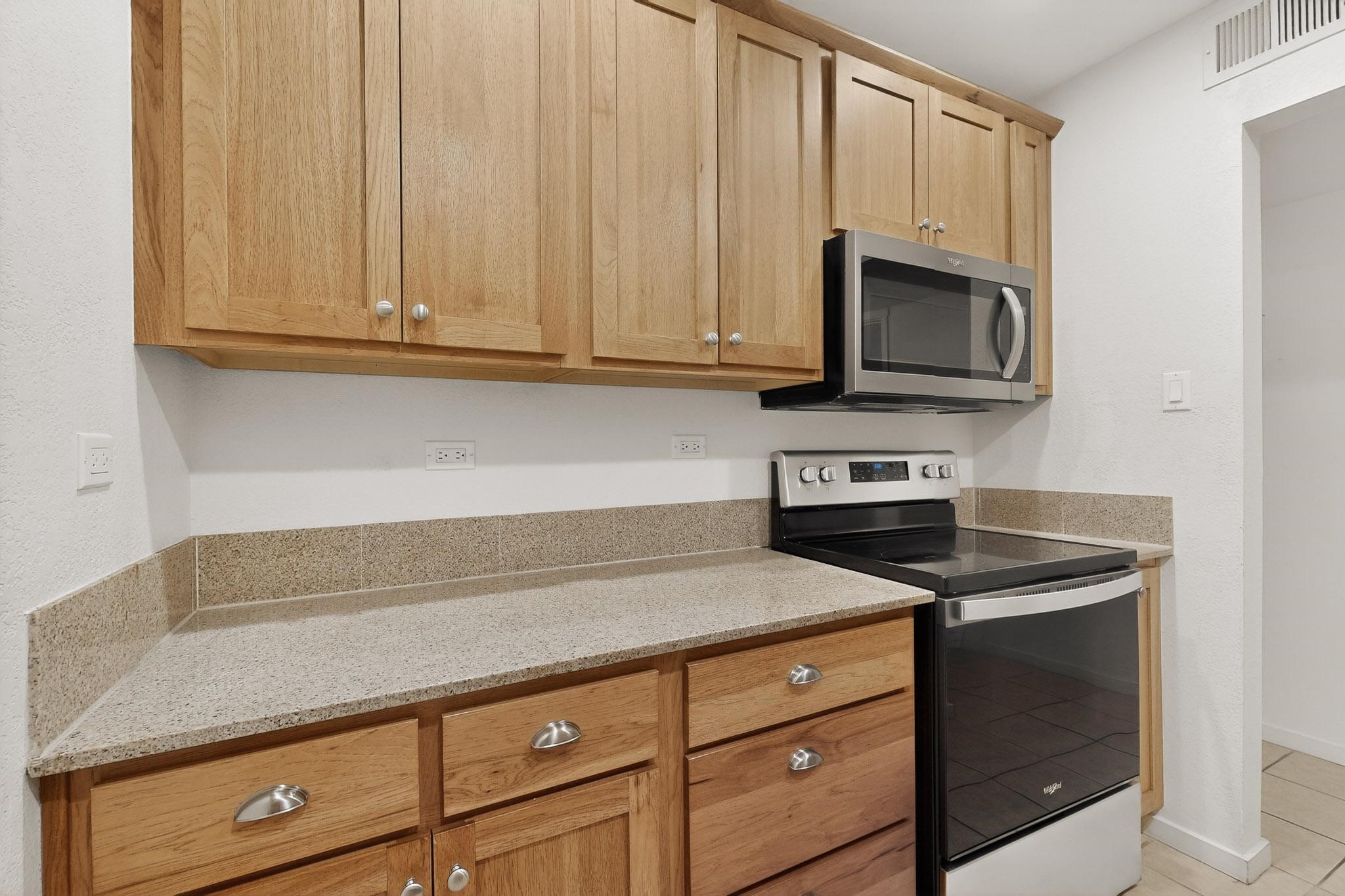 601 West San Mateo Road, Unit 27 Santa Fe, NM 87505 - Photo 9 of 27
