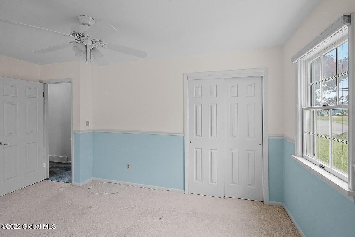 210 South Westcott Road Schenectady, NY 12306 - Photo 33 of 60 210 South Westcott Road Rotterdam NY 038