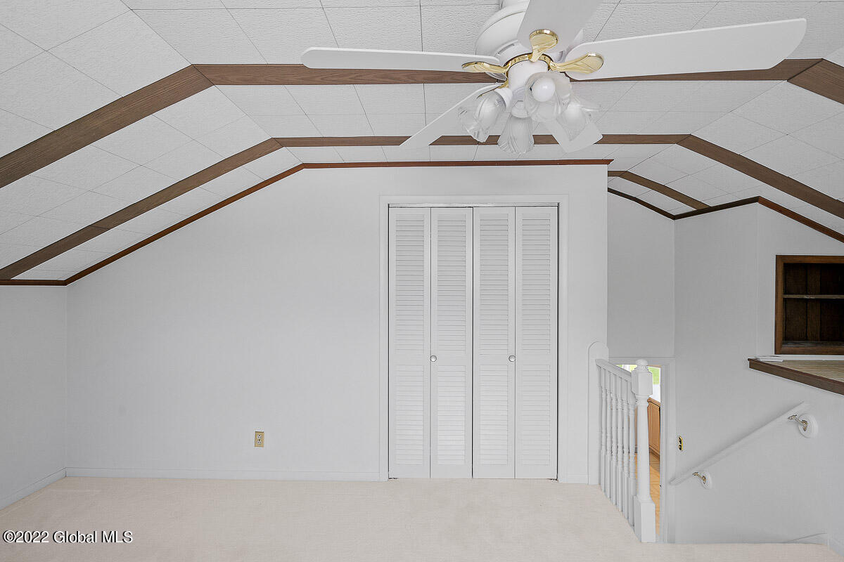210 South Westcott Road Schenectady, NY 12306 - Photo 46 of 60 210 South Westcott Road Rotterdam NY 031