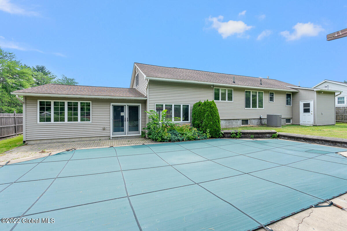 210 South Westcott Road Schenectady, NY 12306 - Photo 5 of 60 210 South Westcott Road Rotterdam NY 007