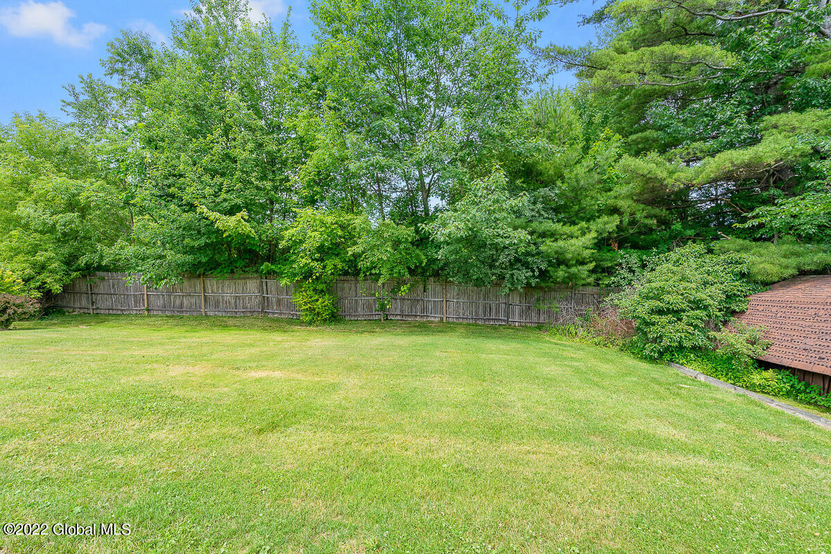 210 South Westcott Road Schenectady, NY 12306 - Photo 6 of 60 210 South Westcott Road Rotterdam NY 008