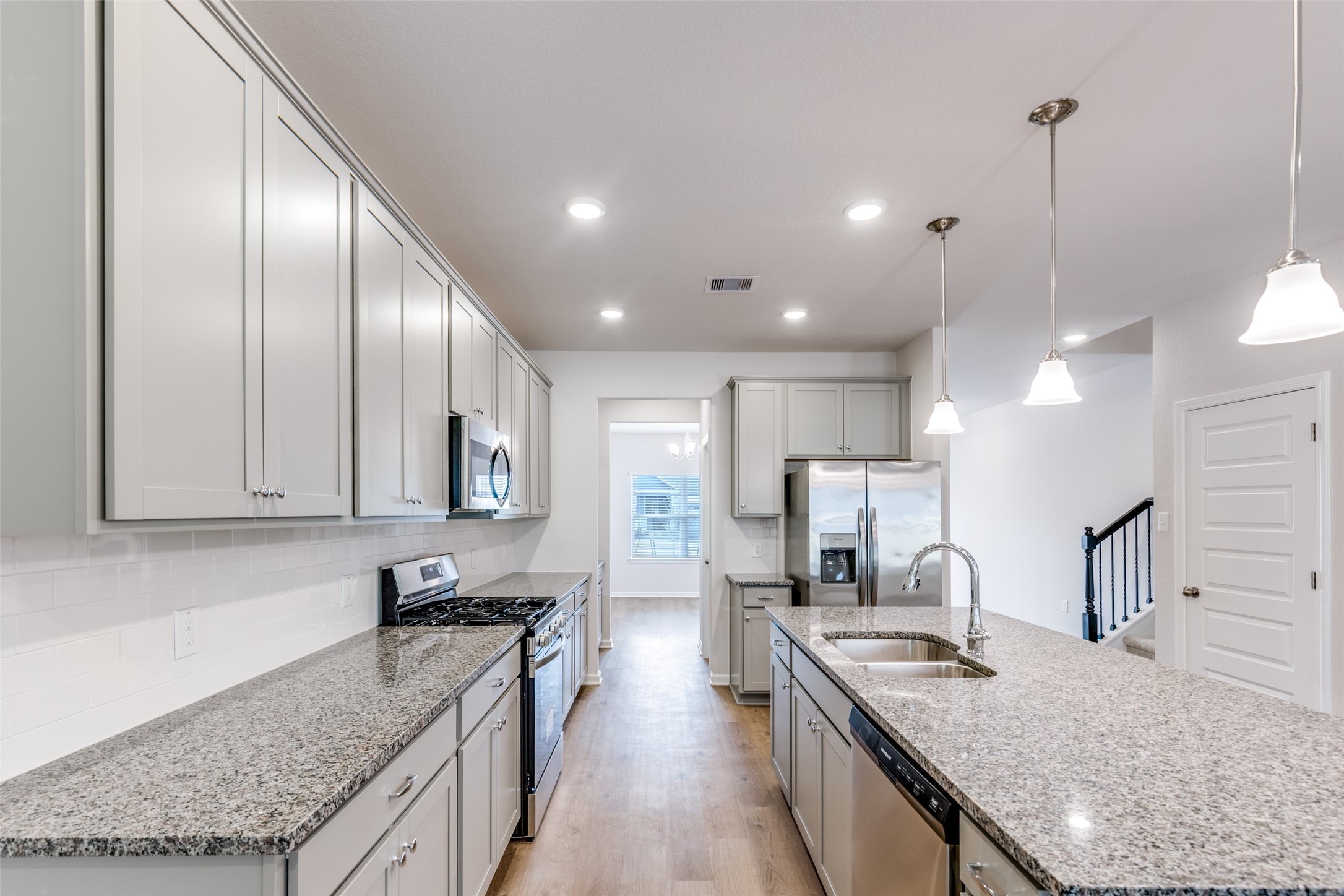 8323 Red Shiner Way Fulshear, TX 77441 - Photo 7 of 19