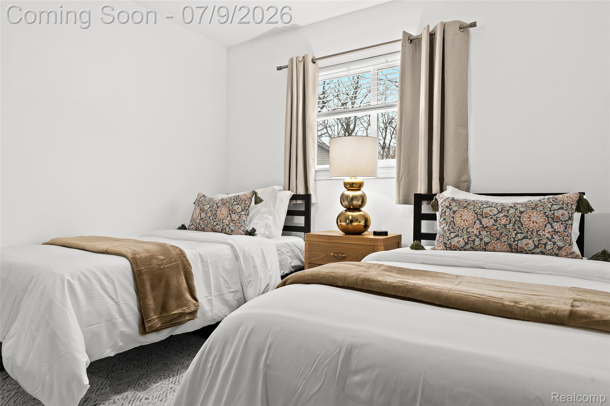 2566 Harrington Road Rochester, MI 48307 - Photo 46 of 64 View of third bedroom