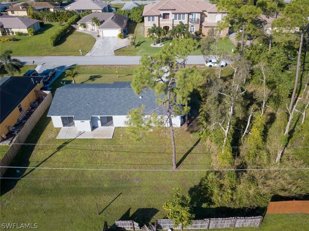 18485 Sebring Road Fort Myers, FL 33967 - Photo 18 of 21 a picture of a building