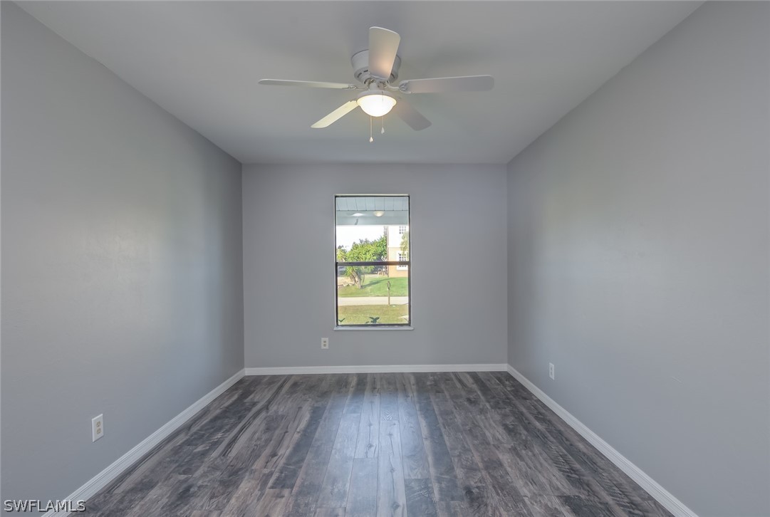 18485 Sebring Road Fort Myers, FL 33967 - Photo 10 of 21 an empty room with a window