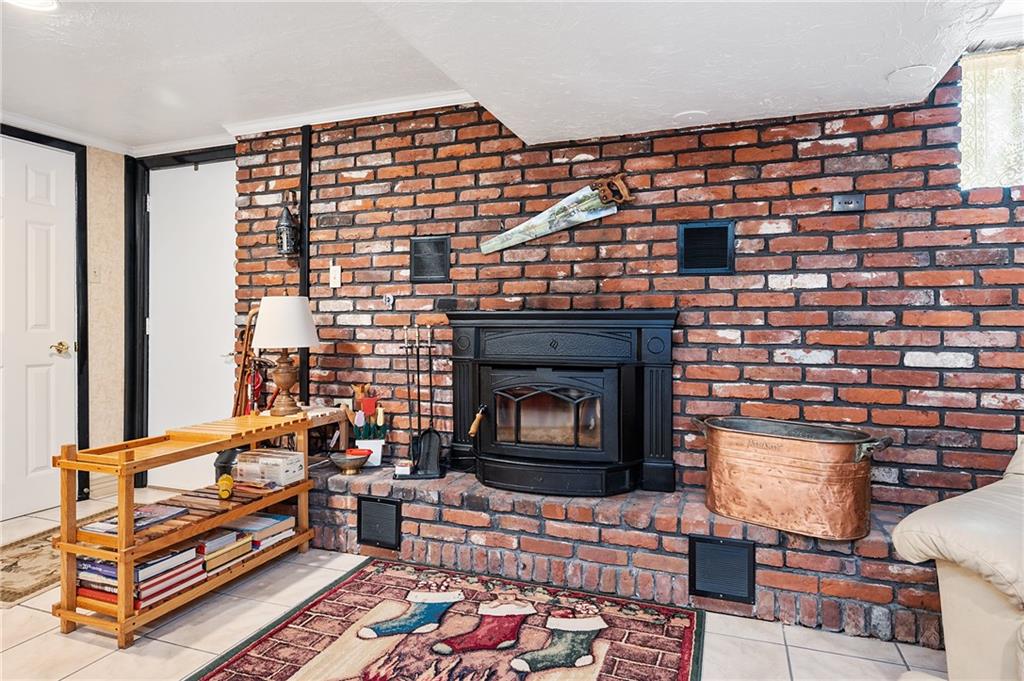 800 Sharps Hill Road Pittsburgh, PA 15215 - Photo 12 of 22 Gallery Image 12