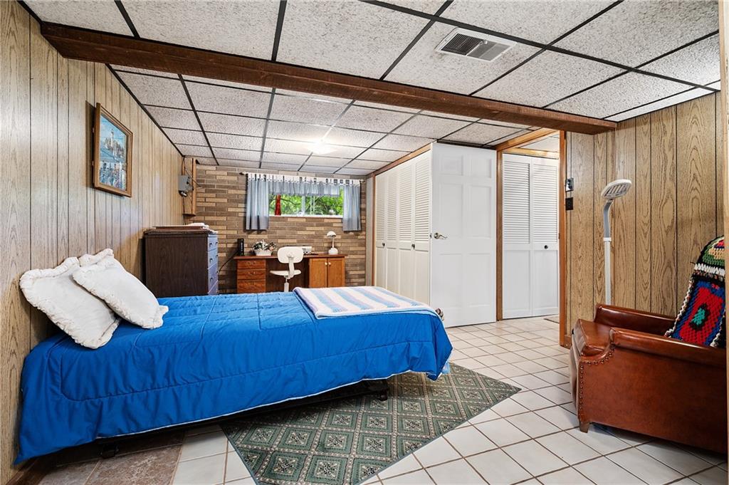 800 Sharps Hill Road Pittsburgh, PA 15215 - Photo 14 of 22 Gallery Image 14