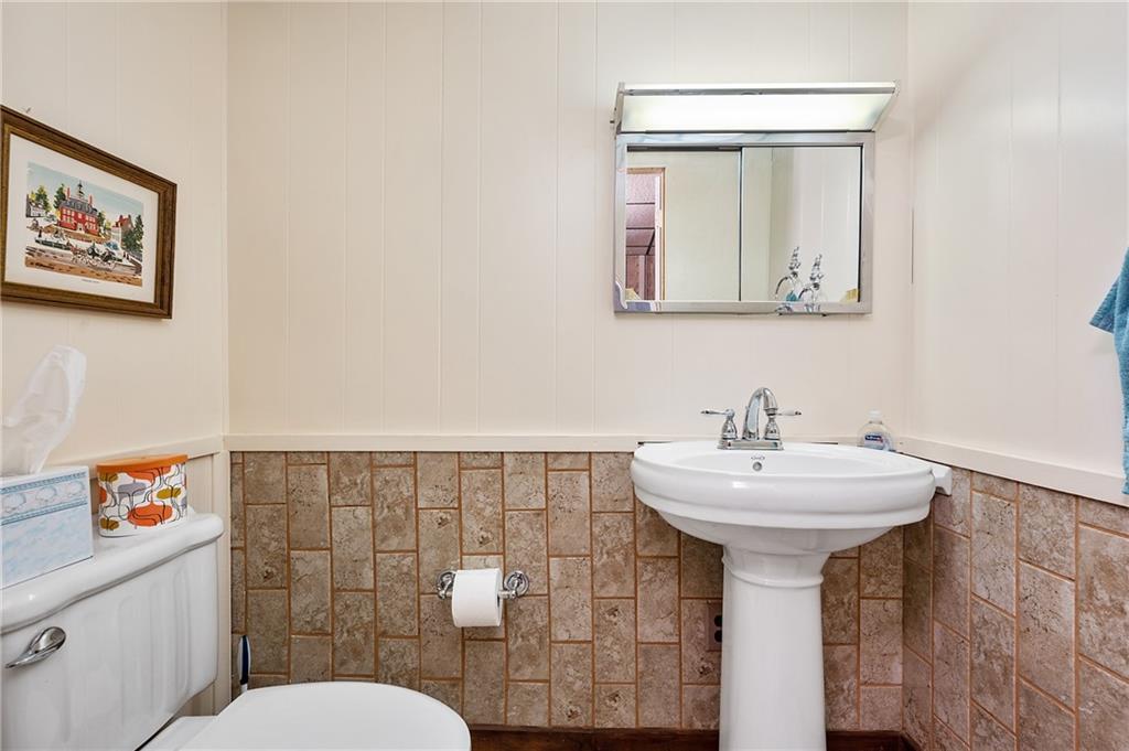 800 Sharps Hill Road Pittsburgh, PA 15215 - Photo 15 of 22 Gallery Image 15
