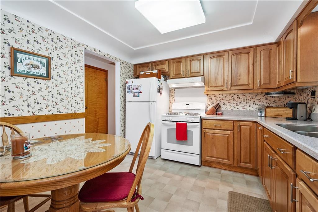 800 Sharps Hill Road Pittsburgh, PA 15215 - Photo 3 of 22 Gallery Image 3