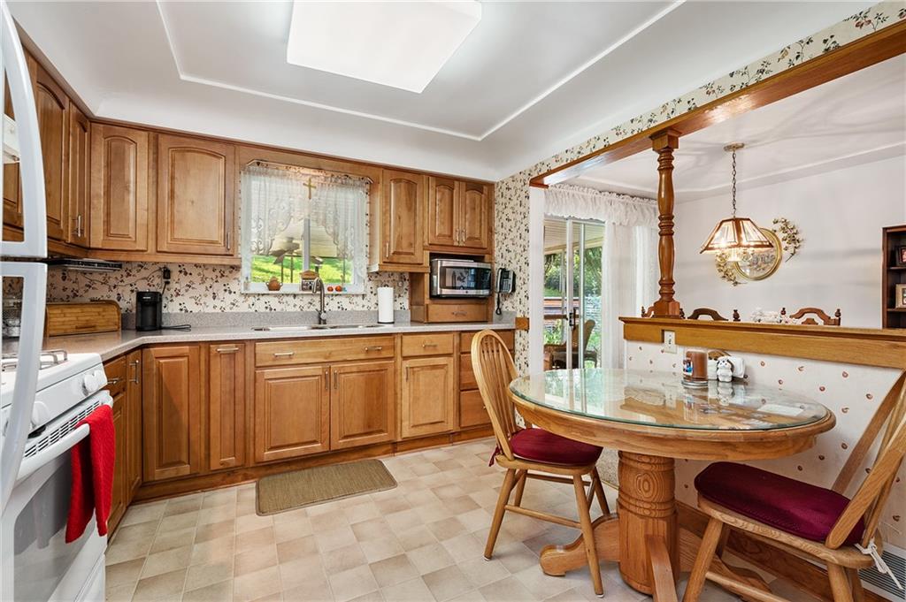 800 Sharps Hill Road Pittsburgh, PA 15215 - Photo 4 of 22 Gallery Image 4