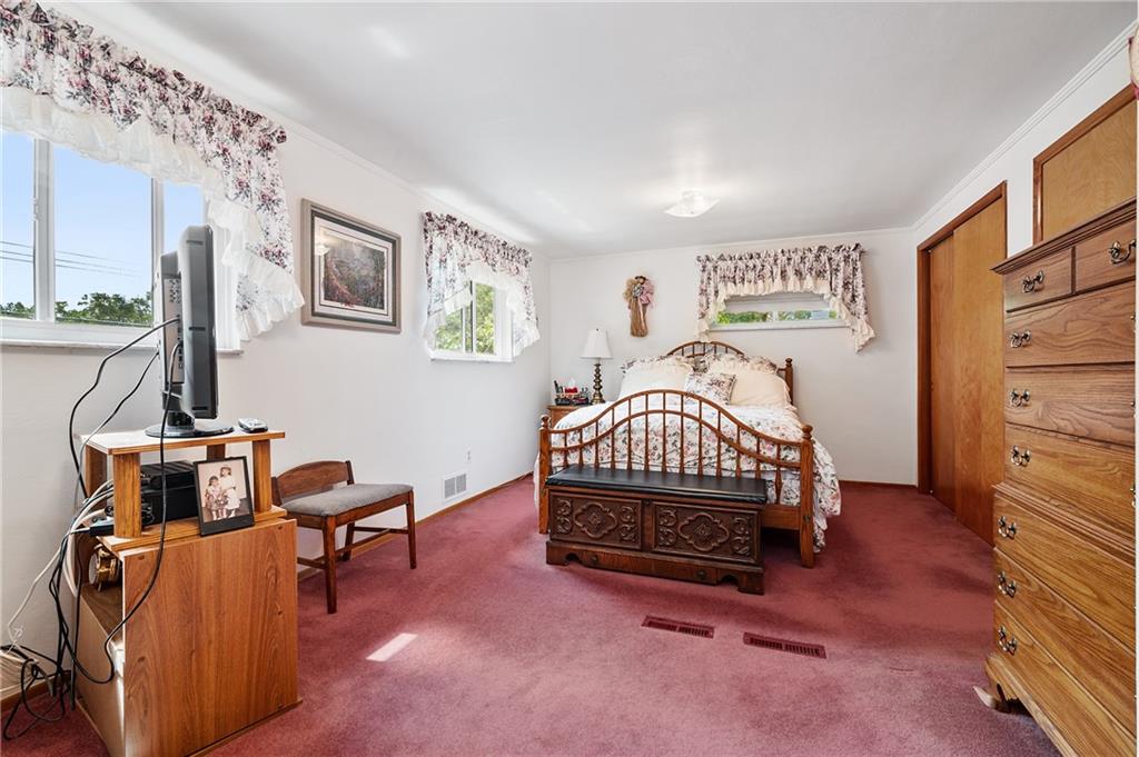800 Sharps Hill Road Pittsburgh, PA 15215 - Photo 8 of 22 Gallery Image 8