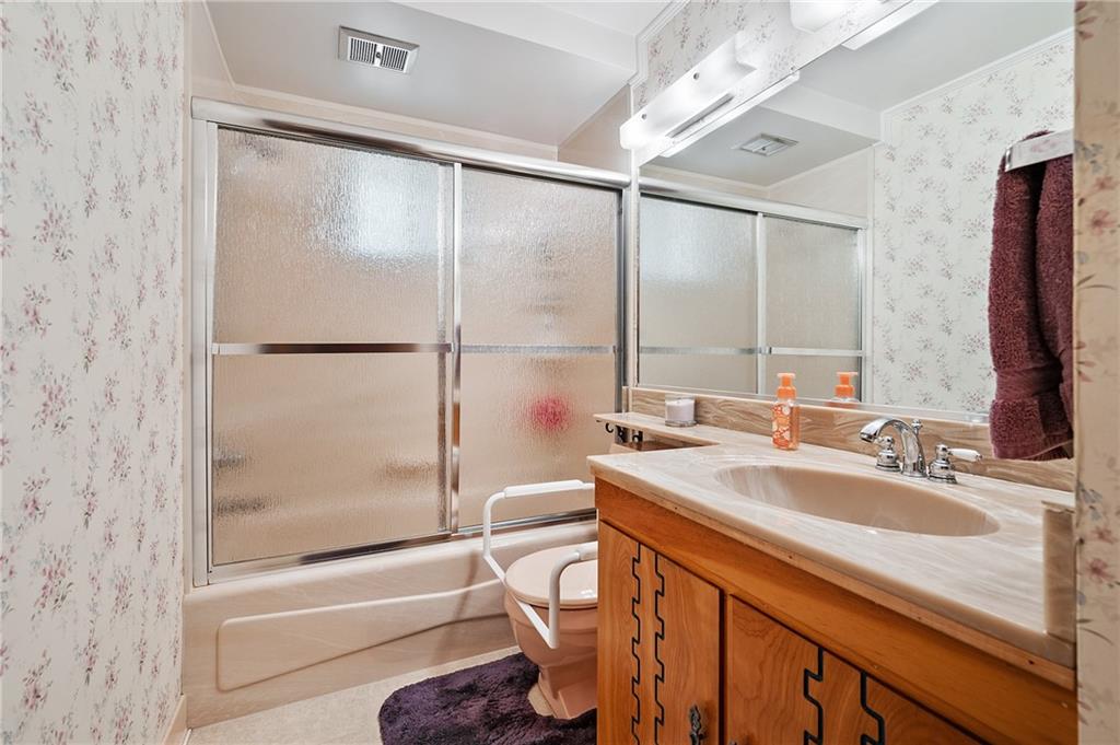 800 Sharps Hill Road Pittsburgh, PA 15215 - Photo 10 of 22 Gallery Image 10