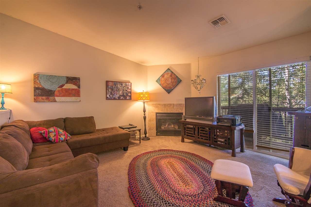 10111 Pine Cone Road Truckee, CA 96161 - Photo 4 of 14 Gallery Image 4
