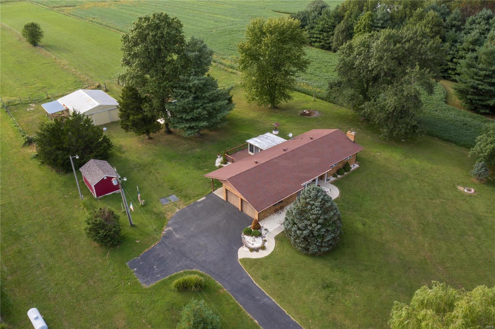 535 Walnut Road St. Jacob, IL 62281 - Photo 2 of 48