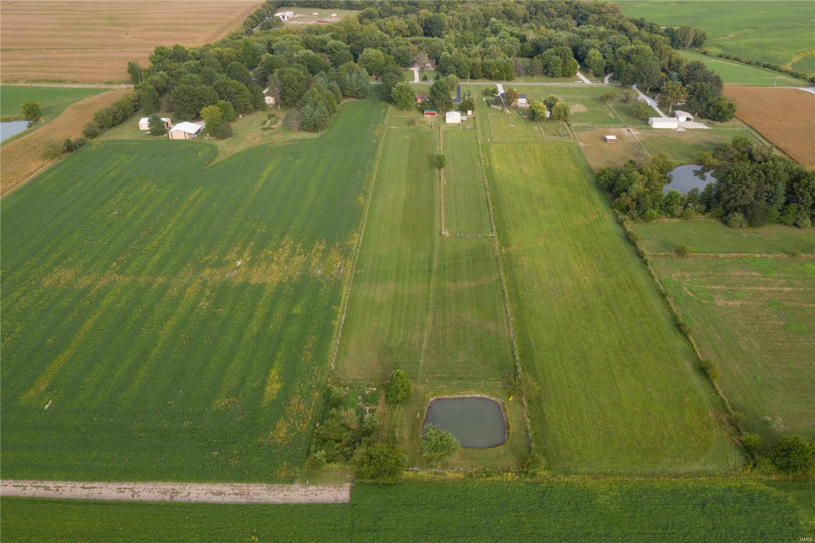 535 Walnut Road St. Jacob, IL 62281 - Photo 3 of 48