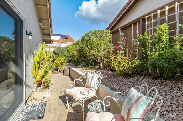 $965,000 | 17523 Plaza Marlena, San Diego, CA 92128