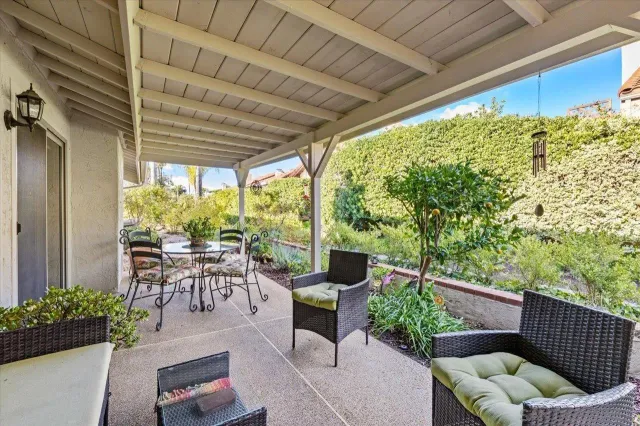 $965,000 | 17523 Plaza Marlena, San Diego, CA 92128