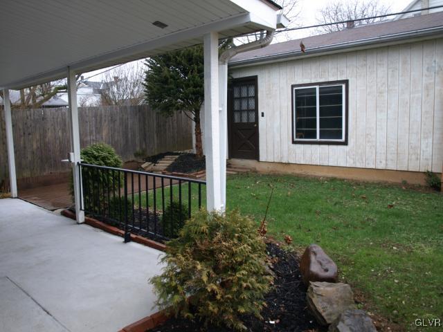 702 Spring Street Bethlehem, PA 18018 - Photo 15 of 17 a view of a garden