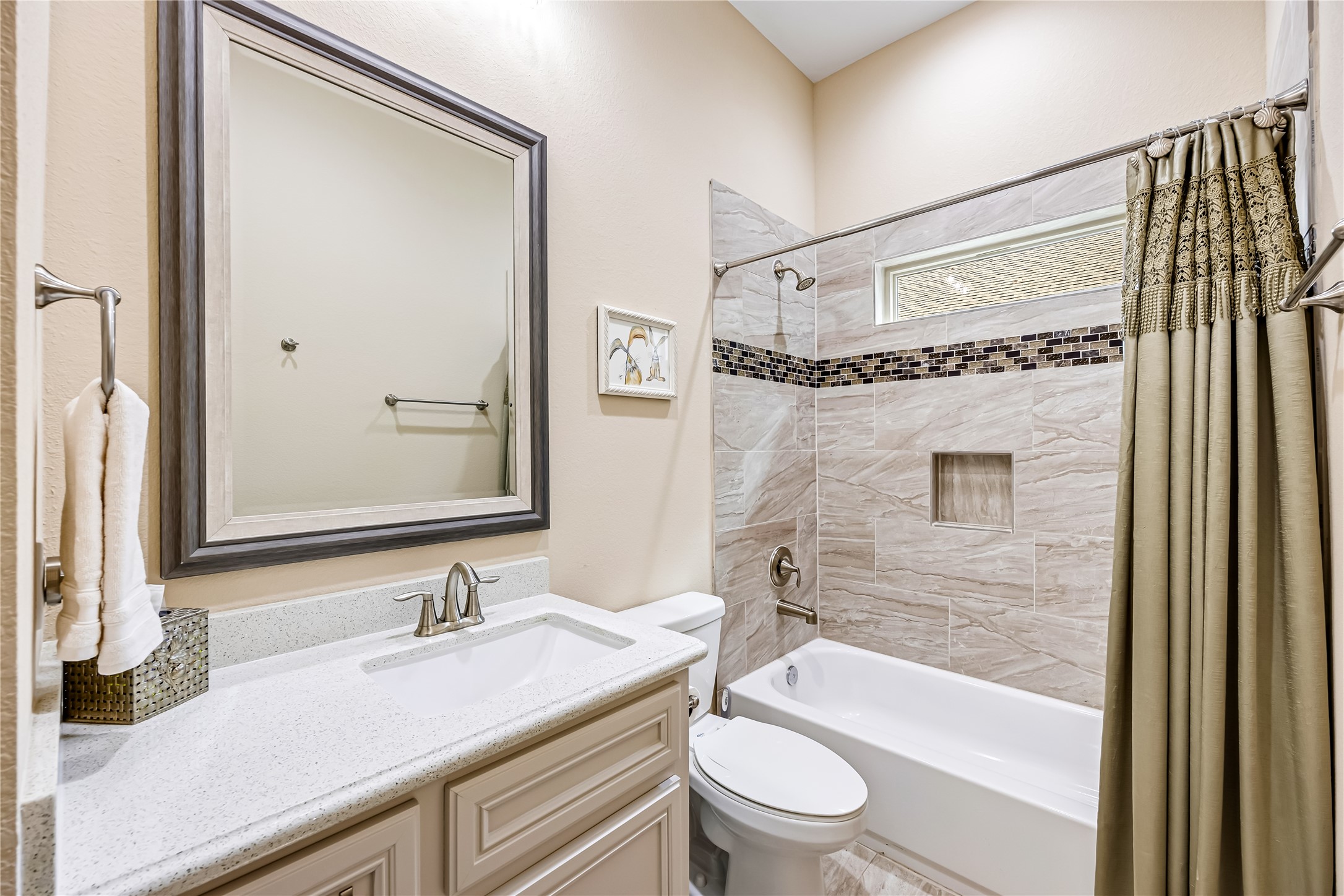 12613 Walden Road Montgomery, TX 77356 - Photo 25 of 29 3rd Bathroom
