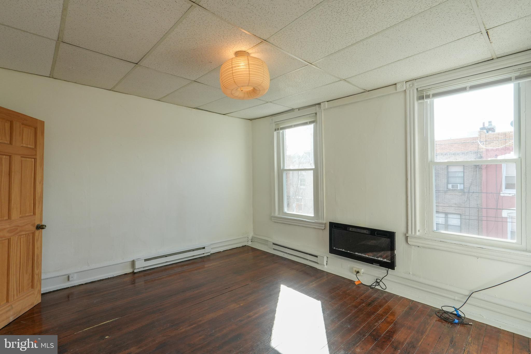 2127 Morris Street, Unit 2F Philadelphia, PA 19145 - Photo 3 of 14