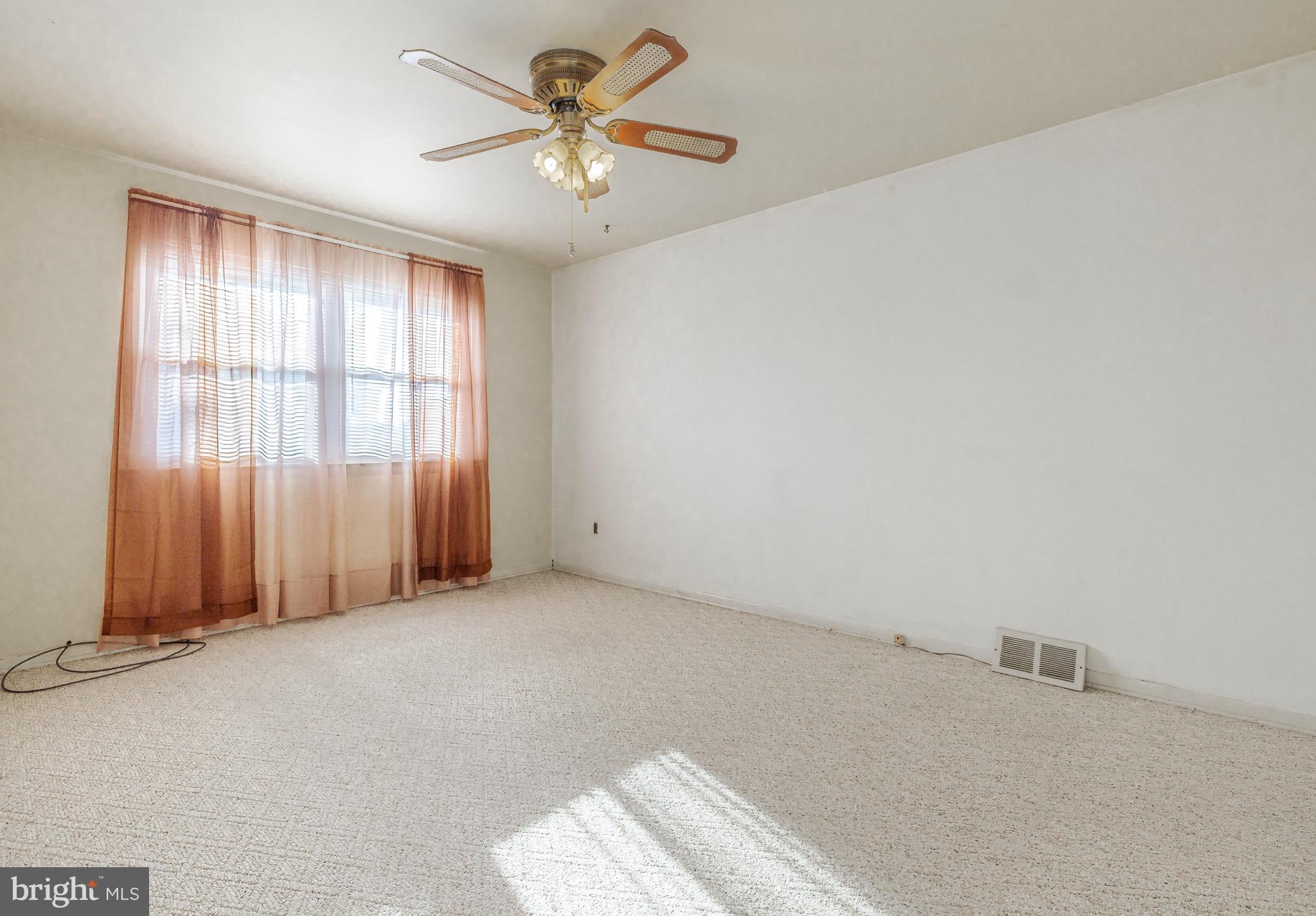 12209 Medford Road Philadelphia, PA 19154 - Photo 19 of 26 Bedroom 2