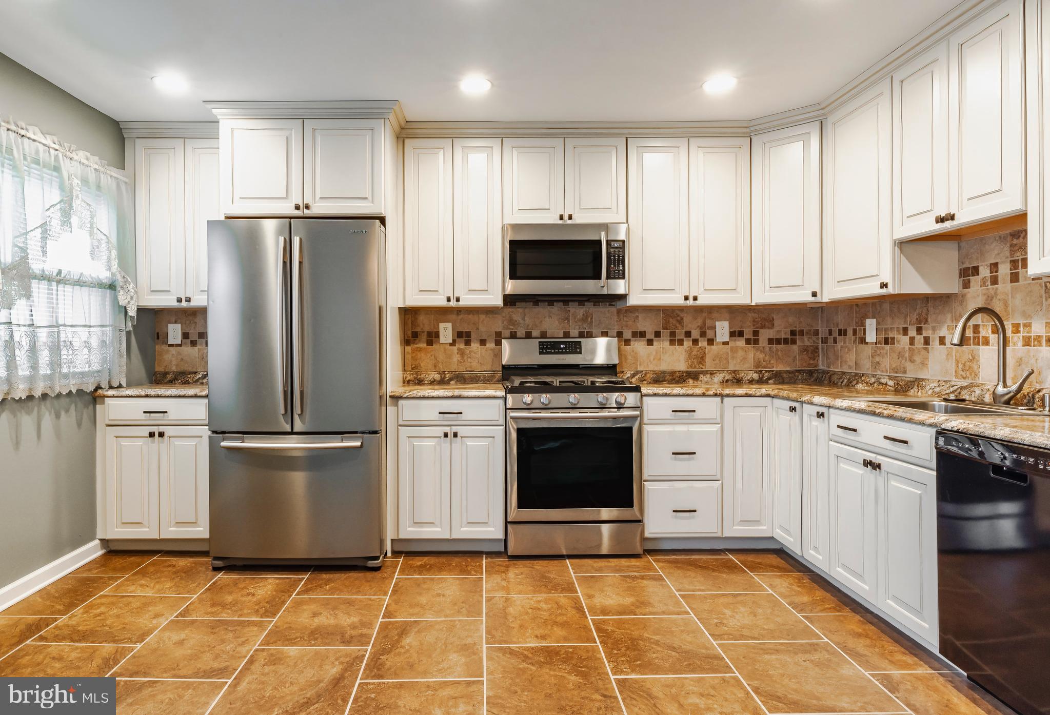12209 Medford Road Philadelphia, PA 19154 - Photo 8 of 26 Updated Kitchen