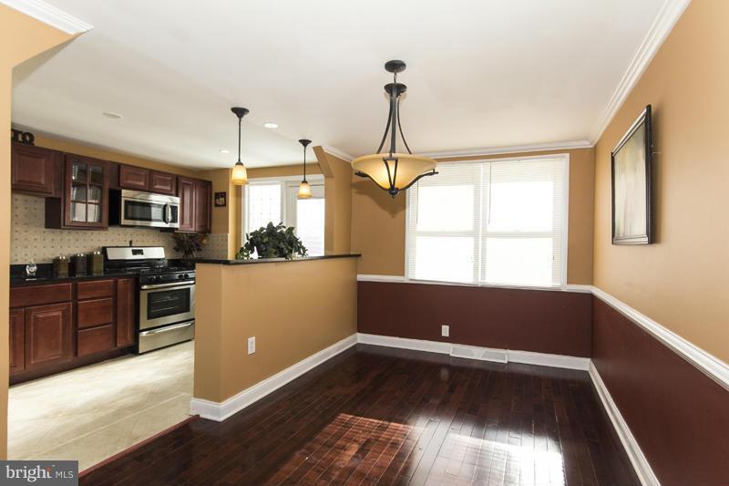 5801 Judith Way Baltimore, MD 21206 - Photo 6 of 23 Dining Room